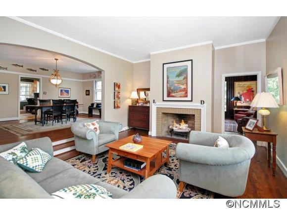111 Cambridge - Photo 4
