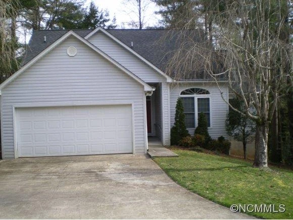 225 Fox Cross Drive