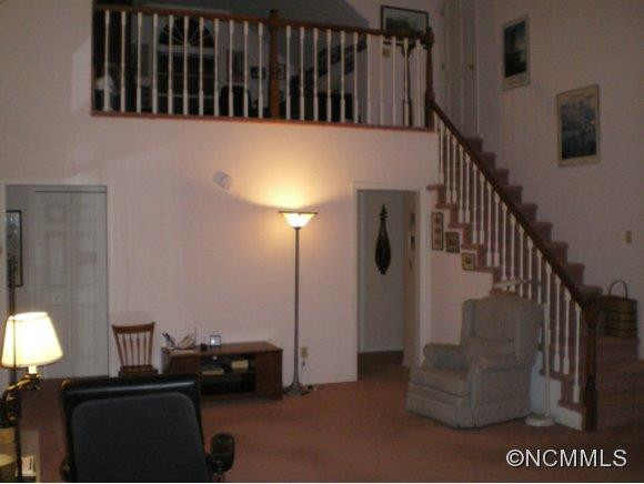 225 Fox Cross Drive - Photo 8