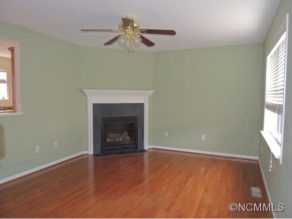 128 WOODCREEK CIRCLE - Photo 2