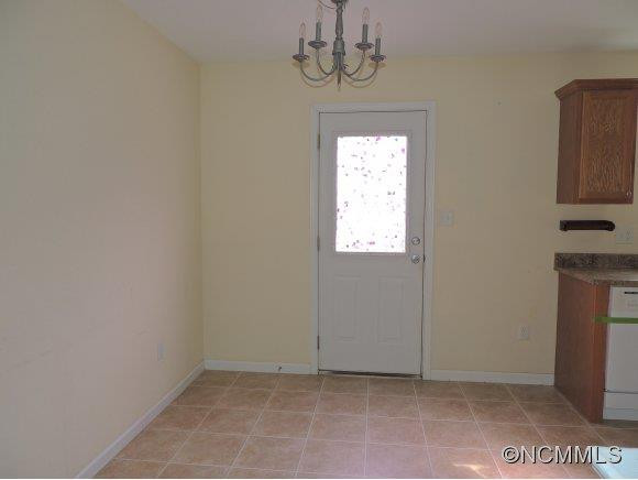 128 WOODCREEK CIRCLE - Photo 4