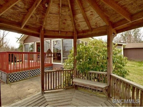 160 DOGWOOD RD - Photo 16