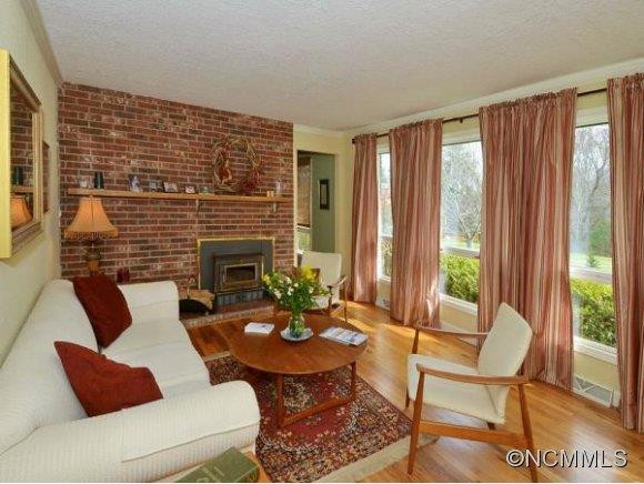 160 DOGWOOD RD - Photo 3