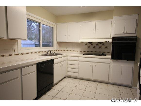 24 Forestdale Dr - Photo 6