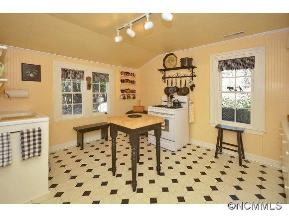 1300 Probart Street - Photo 20