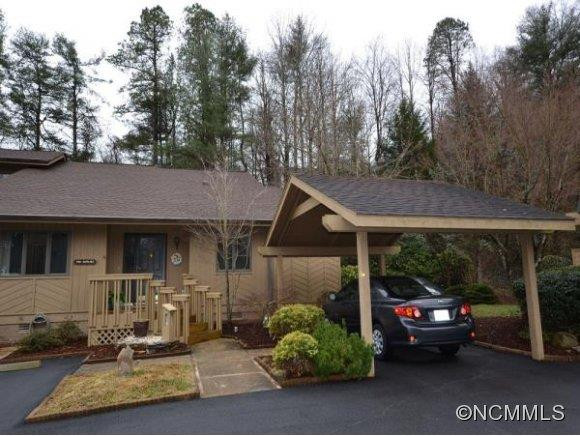 1106 RED OAK DRIVE