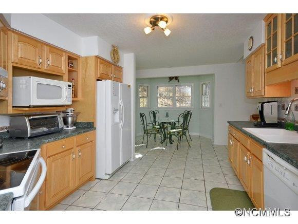 512 Shiloh Drive - Photo 8