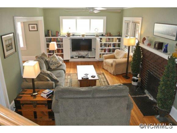 102 Rumbough Place - Photo 2