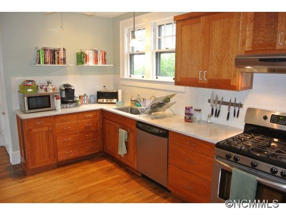 102 Rumbough Place - Photo 6
