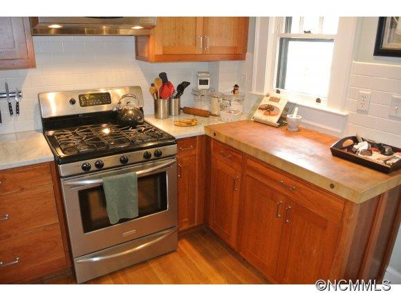 102 Rumbough Place - Photo 7