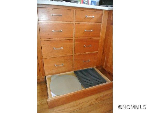 102 Rumbough Place - Photo 9