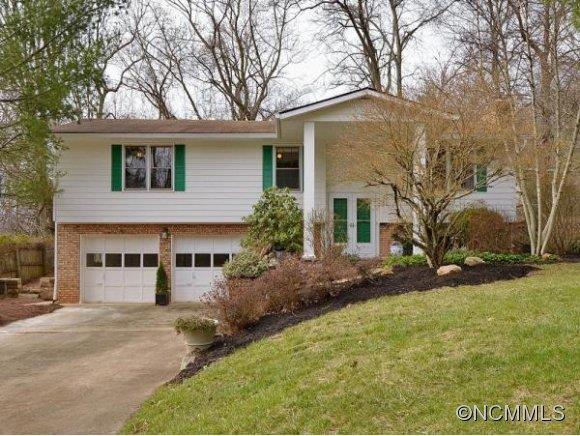 60 WAKE ROBIN WAY