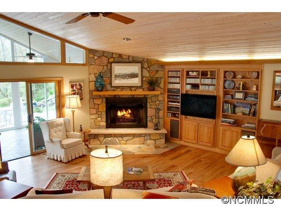 00228 Arrowhead Road - Photo 3