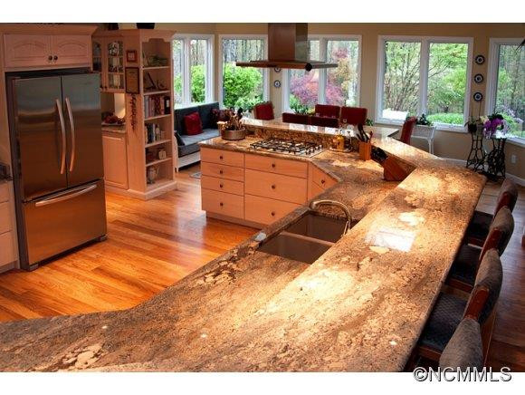 00228 Arrowhead Road - Photo 4