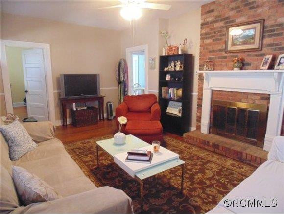 308 Richmond Avenue - Photo 3
