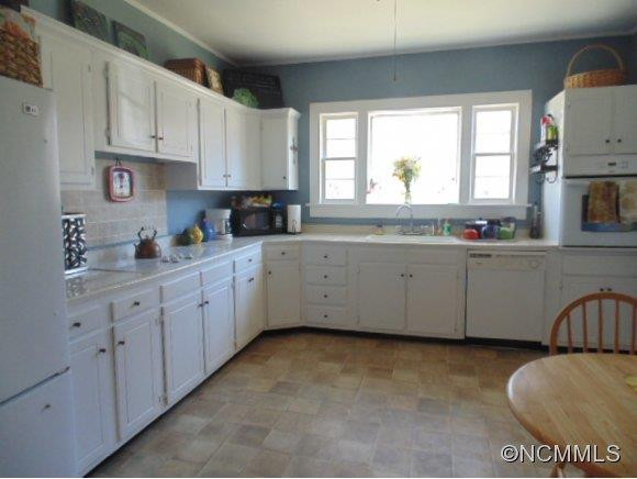 308 Richmond Avenue - Photo 10