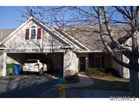 896 West Pointe Drive