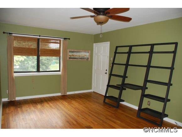 615 Biltmore Avenue - Photo 2