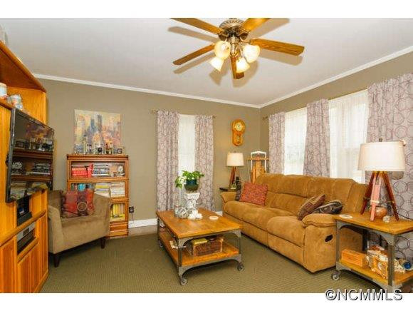 271 S. Rugby Road - Photo 4