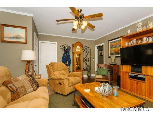 271 S. Rugby Road - Photo 5