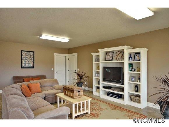 340 Porters Ridge - Photo 19