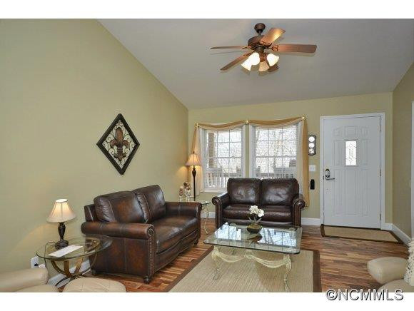 63 Allison Drive - Photo 4