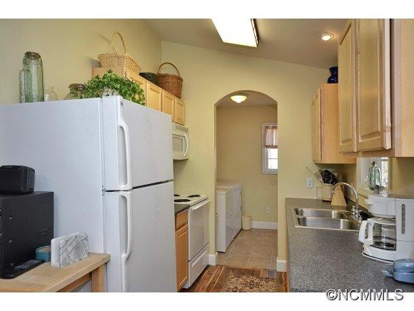 63 Allison Drive - Photo 5