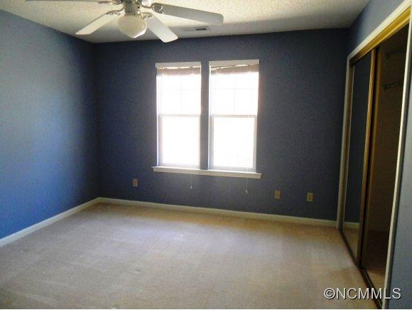 22 Gray Wolf Lane - Photo 4