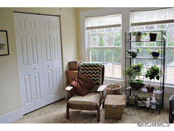 1996 Hudlow Road - Photo 9
