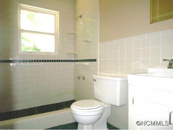 40 Tryphena Road - Photo 13