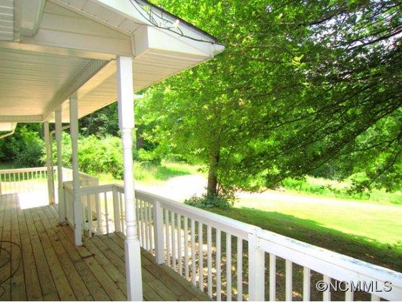 40 Tryphena Road - Photo 15