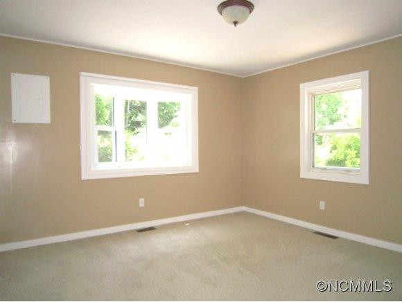 40 Tryphena Road - Photo 8