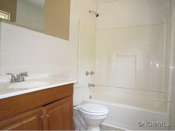 40 Tryphena Road - Photo 9