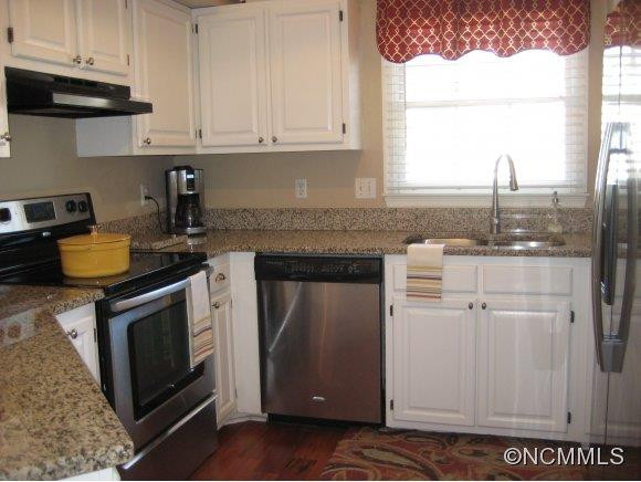 601 Woodberry Court - Photo 3