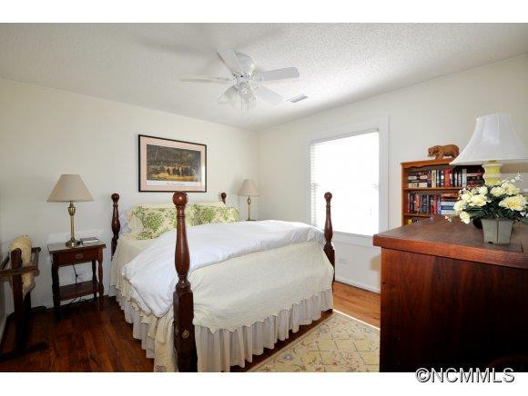 3398 Laurel Park Highway - Photo 13