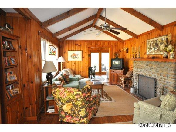 3398 Laurel Park Highway - Photo 3
