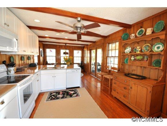 3398 Laurel Park Highway - Photo 6