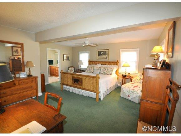 3398 Laurel Park Highway - Photo 9