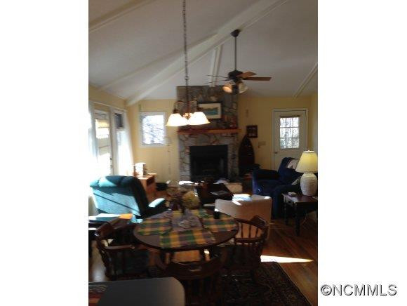 76 Hunters Crossing Ridge - Photo 7
