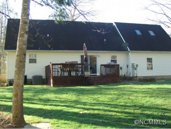 313 Hillandale Drive - Photo 3