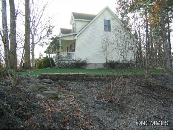 313 Hillandale Drive - Photo 4