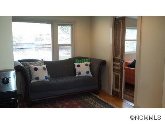 60 Naples Road - Photo 13