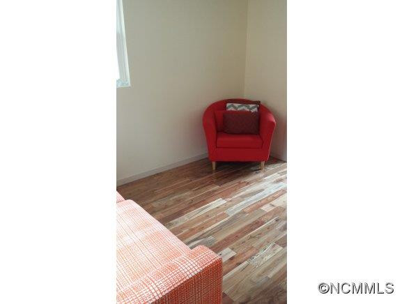 60 Naples Road - Photo 5