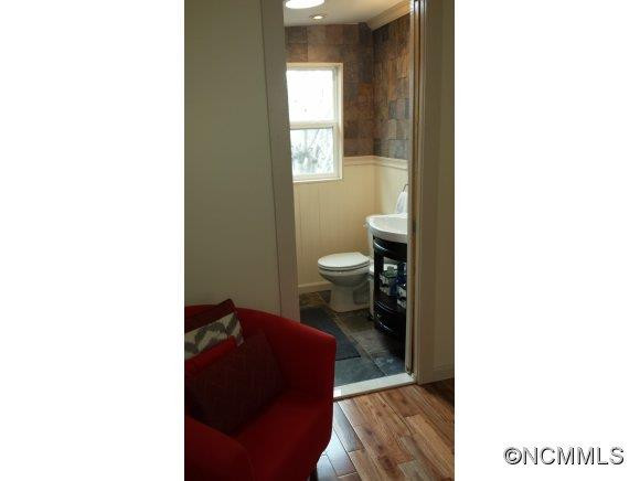 60 Naples Road - Photo 7