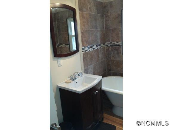 60 Naples Road - Photo 9