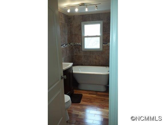 60 Naples Road - Photo 10