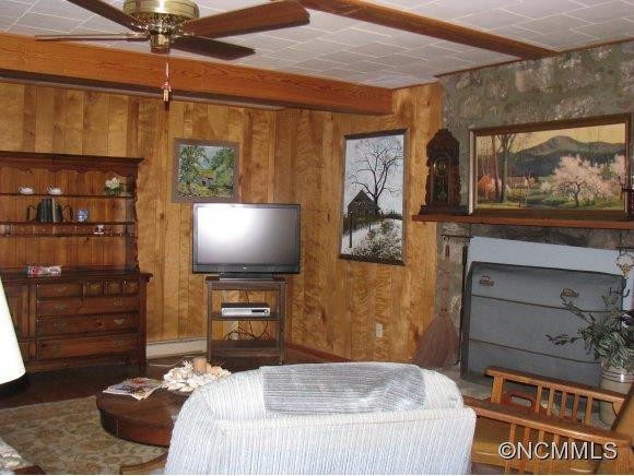 315 White Dogwood Lane - Photo 2