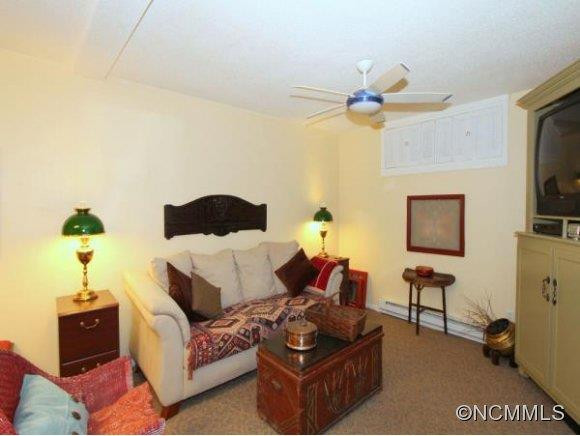 30 FRIENDSHIP LANE - Photo 13