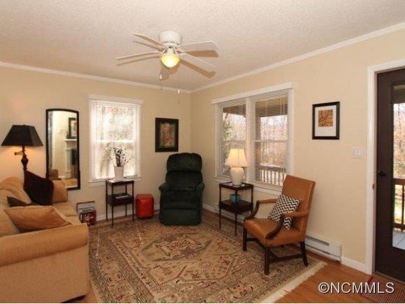 30 FRIENDSHIP LANE - Photo 3