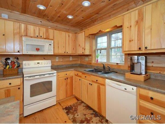 910 JOHN SMITH ROAD - Photo 5